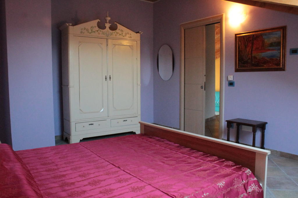 Ferienwohnung I Boidi Nizza Monferrato Zimmer foto